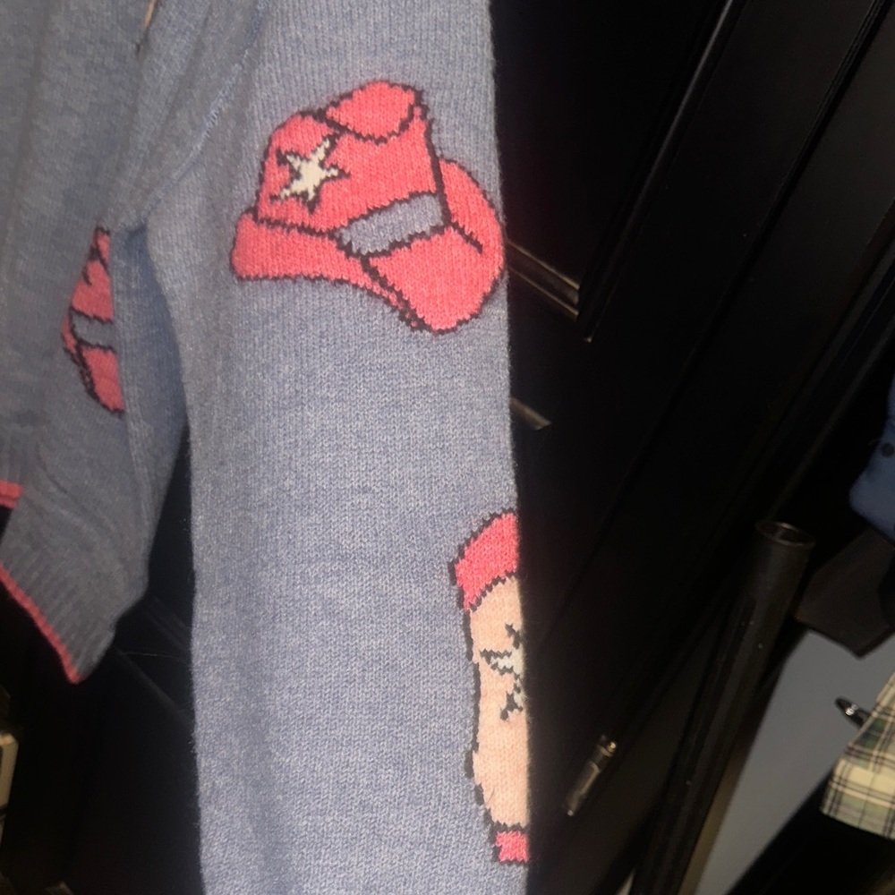 Fantastic Fawn Med Blue/Grey Sweater with Pink Cowboy Boot Design - Picture 4 of 7